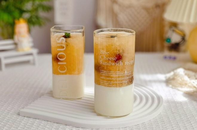 桂圆银耳羹撞奶