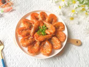 色香味俱全的豉油煎虾完成。