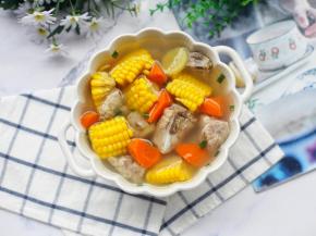 无敌鲜美好喝的排骨汤就做好啦。