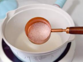 加入白砂糖。（可不加）