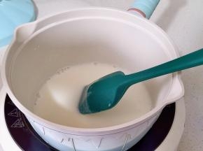 搅拌至融化即可。