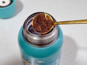 加入红糖搅拌均匀。