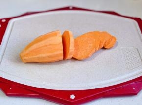 切出厚厚的薄片。