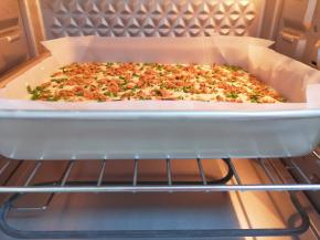 送入预热好的烤箱。