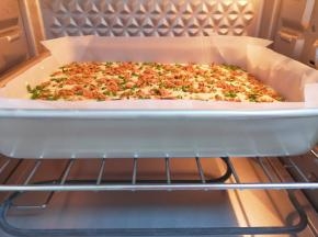 送入预热好的烤箱。