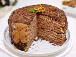 边角料还烤了几块小熊饼干。