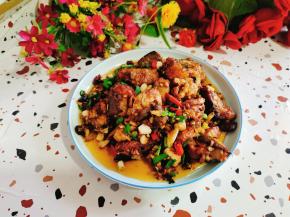 鲶鱼头切下来，炖汤喝！