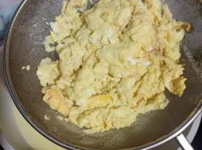 把鸡蛋捞出来！
