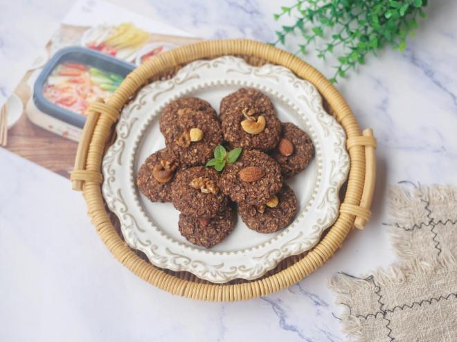 香蕉燕麦坚果饼