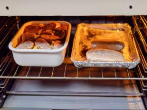 入烤箱180度烤20分钟。