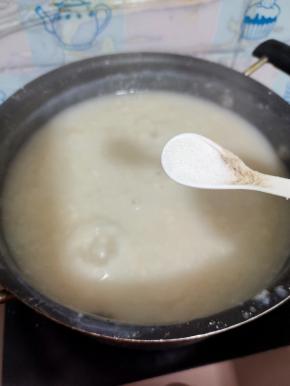 再放入适量的盐！