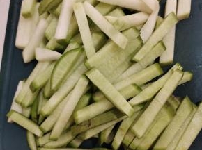切成筷子粗的条！