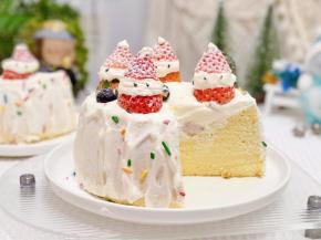 超可爱的雪人蛋糕。