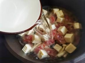 加一大碗水大火煮开，