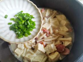 出锅前撒葱花，