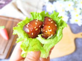 用生菜叶包起来特别好吃！