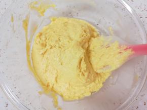 翻拌至无干粉。