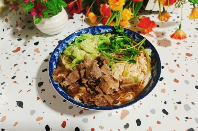 红烧牛肉面