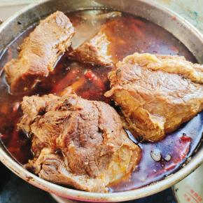 下午卤好的酱牛肉！