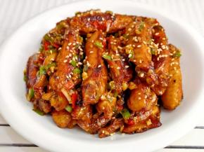 好吃到舔手指。