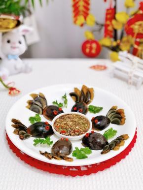 新年的一年里富贵吉祥。