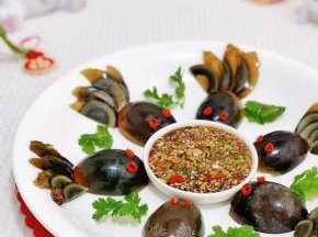 年年有鱼，生活富裕。