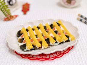 取出切片装盘即可。