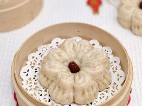 春节必做的枣花馒头。