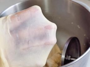 揉至不易破的手套膜。