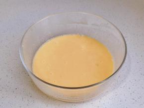 充分搅拌均匀。