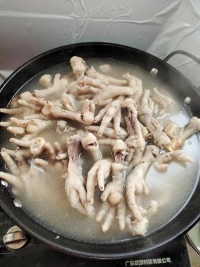 调最小火，盖上盖子，小火焖8分钟即可！(火太大容易煮烂了！)