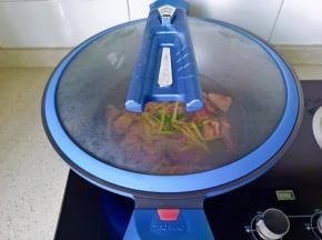 盖上盖子焯水