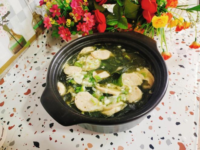 拳头母裙带菜汤