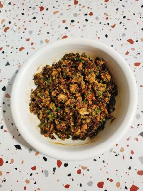 搅拌均匀腌制十分钟左右！