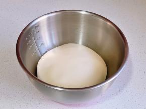 取出揉圆进行发酵。