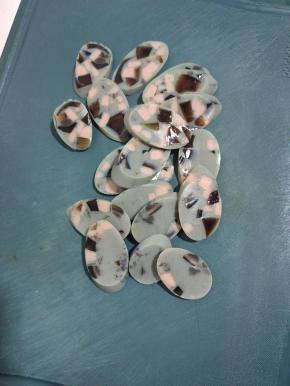 切成厚薄一致的片！