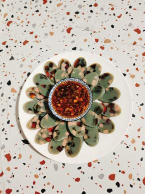 蘸上料汁儿即可食用！