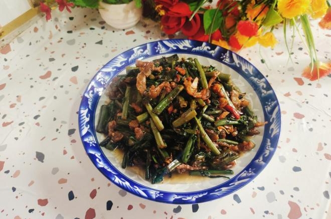 猪油渣炒紫菜苔