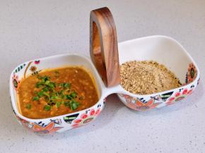 烧烤料：花生酱+火锅蘸料+蒜末+葱花。