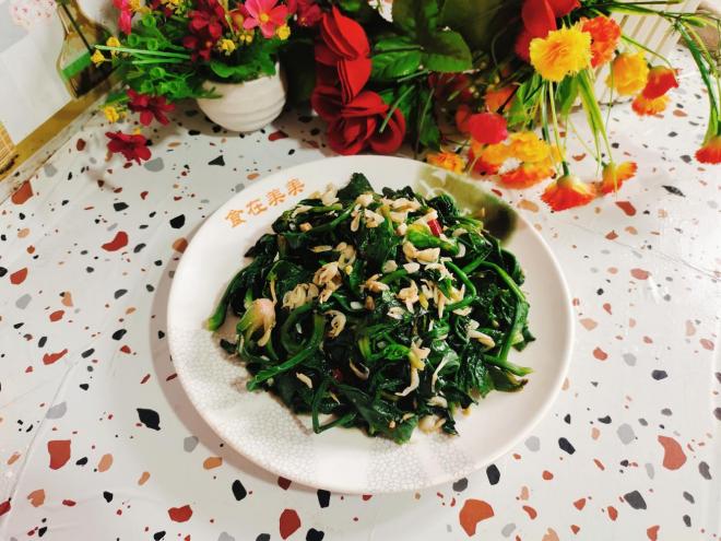 虾皮炒菠菜