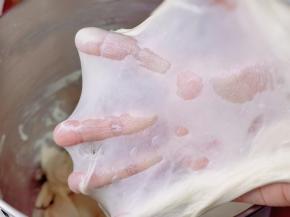 揉至不易破的手套膜。