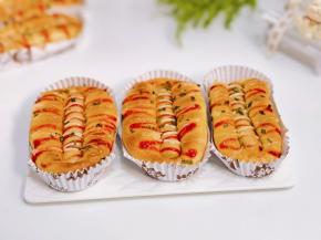 好吃到上头的肠仔包。