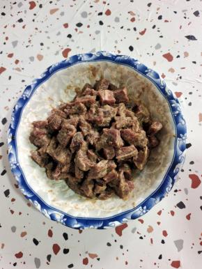 抓至包裹住腌制20分钟！