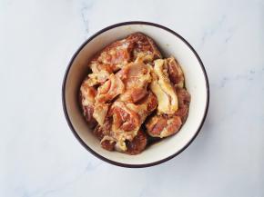 拌匀腌制半小时