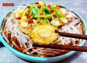 鲍鱼仔营养价值非常丰富，入口鲜嫩爽口ＱQ弹弹滴。