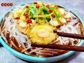 鲍鱼仔营养价值非常丰富，入口鲜嫩爽口ＱQ弹弹滴。