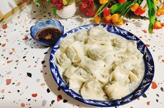 荠菜猪肉馅饺子