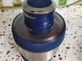 按启动键，搅打30秒左右！