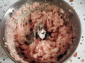 打成肉糜的状态即可！