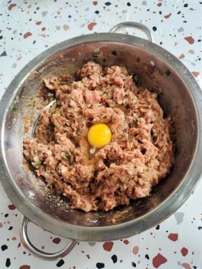 再打入一个鸡蛋！